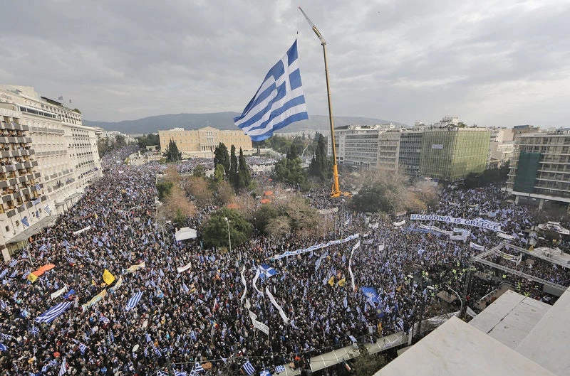 Ανατροπή του Συλλαλητηρίου σκεπτόταν ο Α. Τσίπρας – Φοβόταν την λαοθάλασσα – Πως εμπλέκεται η Αμερικανική πρεσβεία